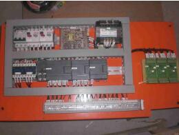 使用節(jié)能配電柜解決緊急危機(jī)，當(dāng)然不是問(wèn)題
